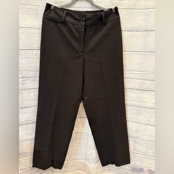 DRESS BARN Black Dress Pants with Flat-Front Design and Straight Leg/size 10 - Picture 1 of 8